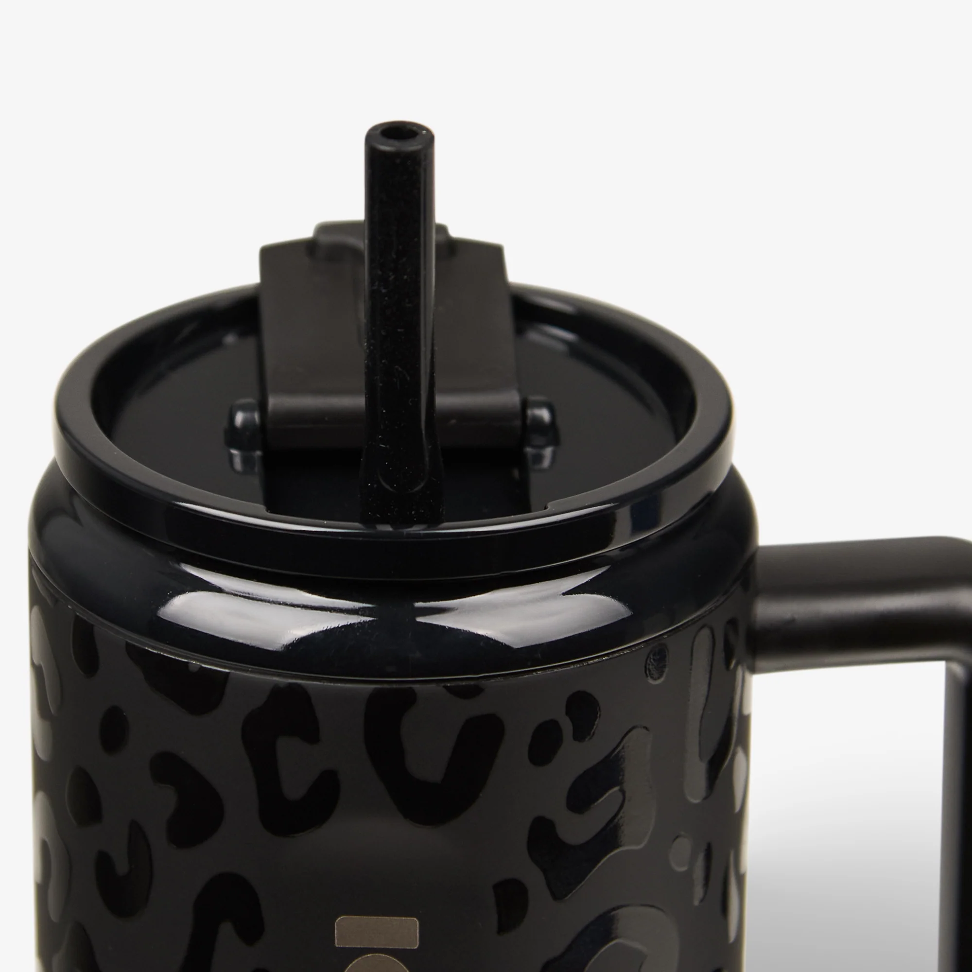 NFL 32 Oz Leopard Flip ‘n’ Sip Travel Mug - Image 54